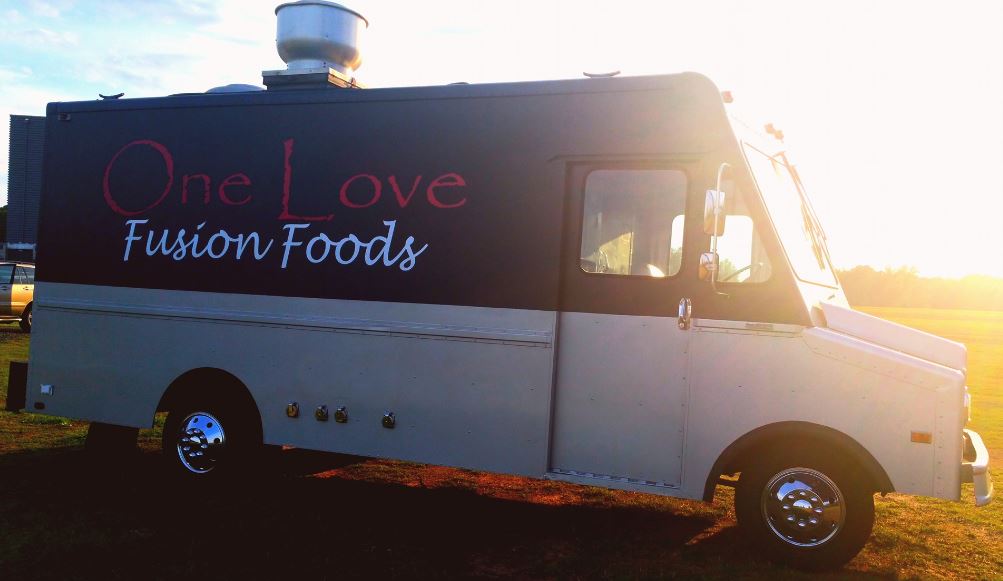 One Love Fusion Foods @ Scuffletown - 864 Food Trucks